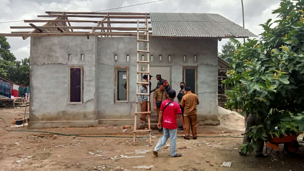 TANGGAP DARURAT BENCANA ANGIN PUTING BELIUNG KECAMATAN SEPUTIH MATARAM